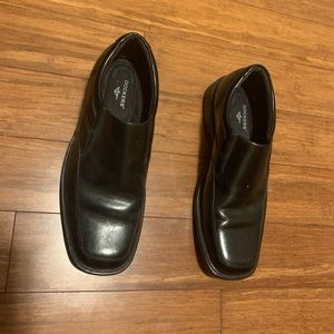 Black leather dockers shoes